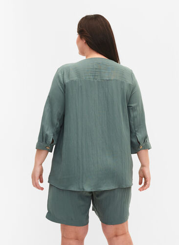 Bluse aus Viskose mit Knöpfen und V-Ausschnitt, Balsam Green, Model image number 1