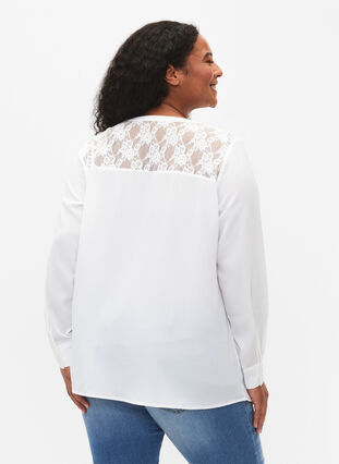 Langärmelige Bluse mit Spitzendetail , Bright White, Model image number 1