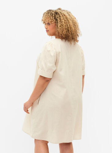 V-Ausschnitt-Kleid aus Baumwollmischung mit Leinen, Sandshell, Model image number 1