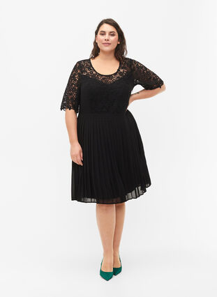 Kurzärmeliges Kleid mit Spitzenoberteil, Black, Model image number 2