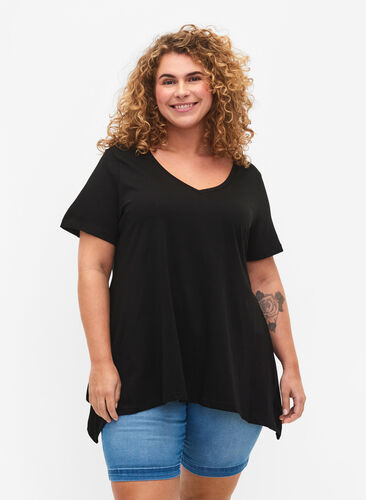 T-Shirt aus Baumwolle mit kurzen Ärmeln, Black SOLD, Model image number 0