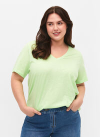 Kurzärmeliges Basic T-Shirt mit V-Ausschnitt, Paradise Green, Model