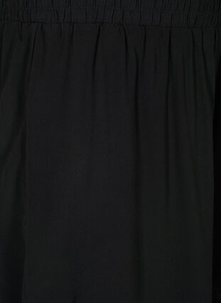 Locker sitzende Shorts aus Viskose, Black, Packshot image number 2
